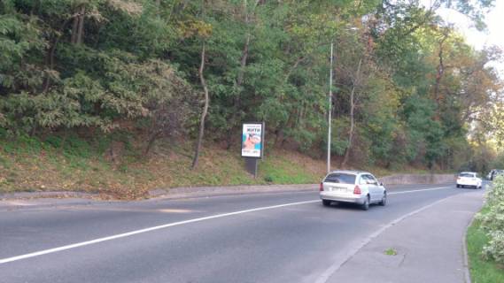 Ситилайт B в Львове, 1.86м х1.27м  Паркова дорога,  КВЦ "Парковий" (рух до центру), ліворуч схема