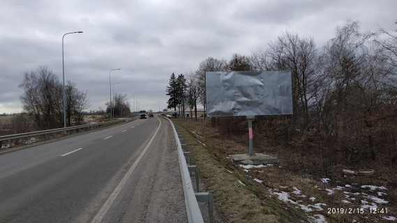 Билборд A в Пустомытах, 6x3  Автодорога Львів-Пустомити, в'їзд в м.Пустомити, правий фото 1