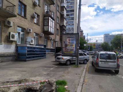 Ситилайт A в Киеве, 1.2x1.8  вул. Жилянська, 12/58 схема