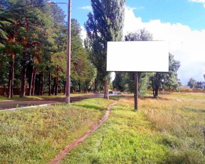 Білборд, Бігборд (Борд)  A у Бердянську вул.Озерна, спорткомплекс "Імпульс" Фото 1