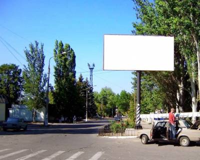 Билборд A в Бердянске перехрестя вул.Жуковського та вул.Горького фото 1