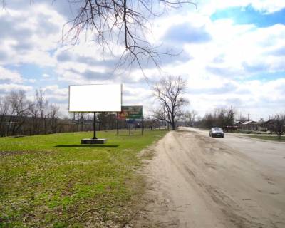 Billboard B in Berdyansk prosp.Sobornij (bila budivel' po prosp.Sobornomu, 145) Photo 1