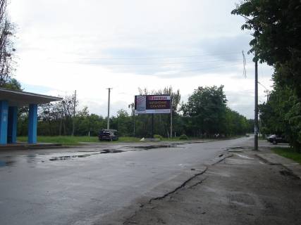 Білборд, Бігборд (Борд)  B у Каневі вулиця Київська,34 (район ТОВ «Вищий навчальний заклад Східноєвропейського університету економіки і менеджменту»)
 Фото 1