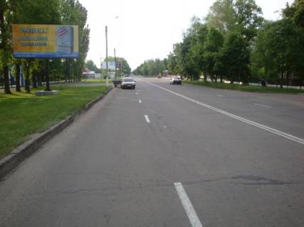 Білборд, Бігборд (Борд)  B у Миргороді вул. Гоголя, непарна сторона, район центрального входу в стадіон Фото 1