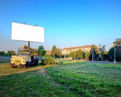 Billboard B in Kramatorsk, 3х6  b-r Kramators'kiij miz st.Parkova ta st.Ostapa Visni Photo 1