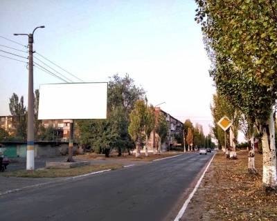 Билборд B в Мирноград (Димитров), 3х6  вул.Пугачова при в'їзді до м-ну "Молодіжний" фото 1
