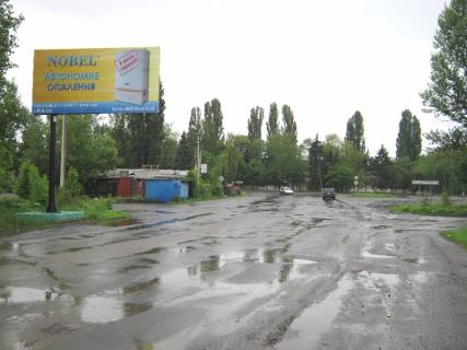 Билборд B в Бердянске вул.Шмідта, 3 в районі магазину "Застройщик" фото 1