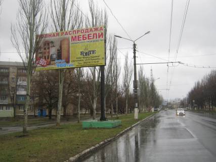 Билборд B в Бахмуте, 3х6  вул. Чайковського, 33 фото 1