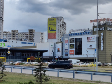 Брандмауэр + в Киеве Гришка М. вул.,10 (→ Бажана М. пр., Григоренка вул.) фото 1