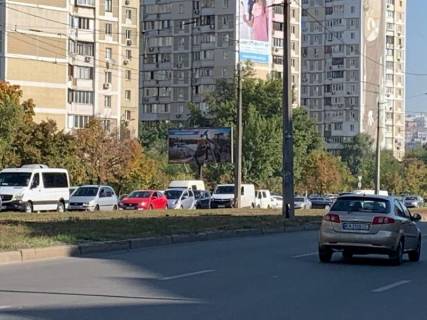 Билборд B в Киеве вул. А. Ахматової, 6 (03-0951-01) в напрямку вид Днипр.набережної фото 1