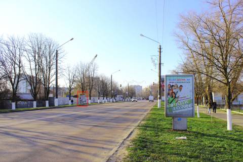 Билборд  в Борисполе вул. Київський Шлях, 32, навпроти центрального парку фото 1