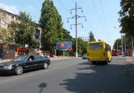 Білборд, Бігборд (Борд)  B у Одесі Космонавтов ул., 64 Фото 1