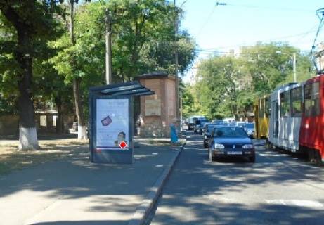 Ситилайт B в Одессе, 1.8x1.2  Колонтаївська вул. -Старопортофранківська вул., зупинка 1 фото 1