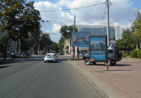 Ситилайт A в Одессе, 1.8x1.2  Італійський б-р. - Канатна вул., 79/1 фото 1