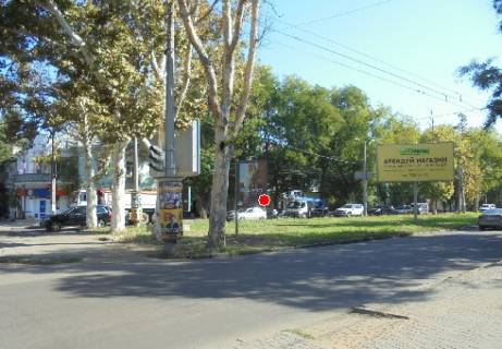 Ситилайт A в Одессе, 1.8x1.2  Адміральський просп., 17 - Віталія Гуляєва вул. (Контр-адмірала Луніна). (схема№23) фото 1