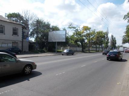 Билборд A в Одессе, 3х6  Комарова Михайла вул. (Космонавта Комарова) №3-а Люстдорфская дорога В фото 1