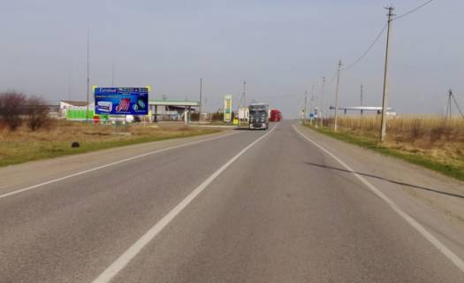 Билборд B в Рава-Русской, 6x3м.  Кордон, на кордон з респ. Польща, автодорога Львів - Рава - Руська (М-09) + АЗК фото 1