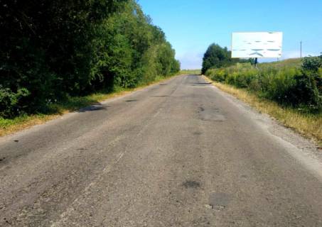 Билборд A в Львове г. Перемышляны, Выезд из г.Перемышляны на г.Львов, г.Золочев, г.Буск + жовта вітрозахисна люмінесцентна рамка фото 1