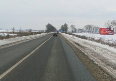 Билборд A в Смерекове, 6x3м.  с. Смереків на кордон з Польщею (м.Рава- Руська), на м. Жовква, на м. Червоноград, траса Львів- Рава-Руська (М-09) + АЗК Львів Петроль фото 1