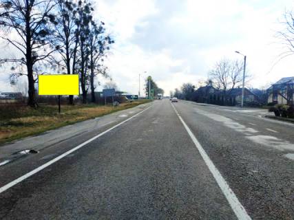 Billboard B in Soposhin, 6x3м.  s. Soposin, viizd z m. Zovkva v napramku m. L'viv, trasa L'viv- Rava-Rus'ka (M-09), porad AZK WOG, pisohidnij perehid svitlofor, zupinka grom. transportu Photo 1