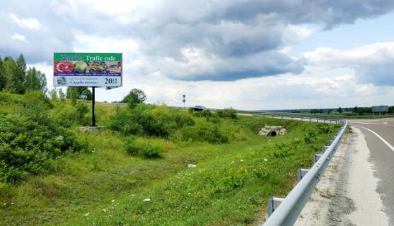 Билборд B в Хватів, 6x3м.  вїзд в м. Олесько з сторони м. Броди, м. Київ, траса Львів - Київ (Е-40), на Олеський замок, висока конструкція фото 1