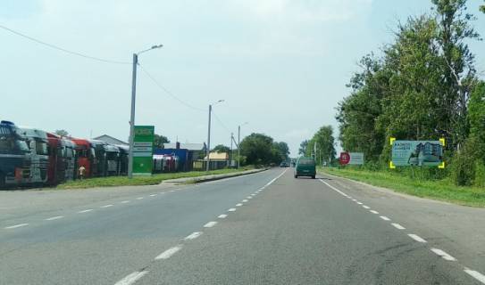 Білборд, Бігборд (Борд)  A у Львові, 6x3м.  на кордон з Польщею, (г.Рава- Російська), на м.Червоноград, м.Сокаль, м.Жовква, траса Львів-Рава-Руська (М-09) + АЗС WOG Фото 1