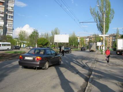 Билборд A в Запорожье 062_Парамонова д 10 / ул Закарпатського Легіону (Комарова) (по догоге на космос) фото 1