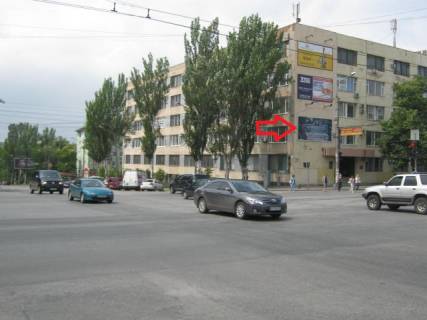 Билборд A в Запорожье 034_Запорожье_ проспект Соборний (проспект Леніна) /  ул Украинская (над входом) размер 293Х590 фото 1