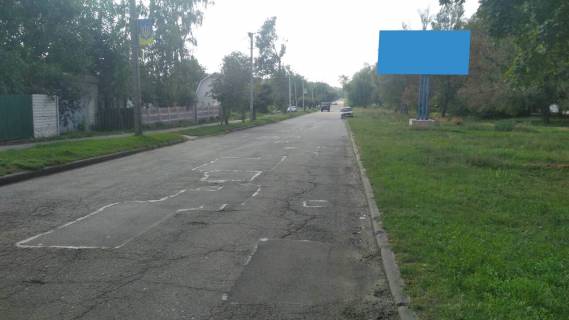 Билборд B в Лозовой, 3х6  вул. Павлоградська, 79 фото 1