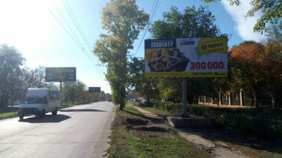 Білборд, Бігборд (Борд)  A у Кропивницький (Кіровоград), 3x6  вул.Героїв Сталінграду Фото 1