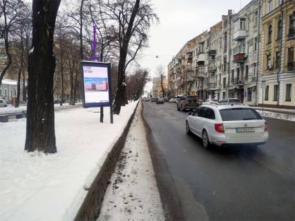 Видеоборд A в Киеве, 1,27 X 1,86 м  вул. Верхній Вал, 48/28, вул. Волоська - 390919 фото 1