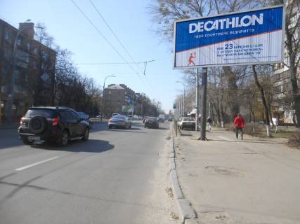 Призма A в Киеве, 6 X 3 м  просп. Повітрофлотський, 62 - 270905 фото 1