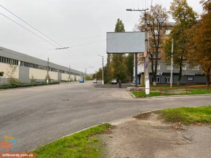 Билборд A в Кропивницкий (Кировоград), 3x6  перехрестя просп. Комуністичний /вул. Чорновола .  фото 1