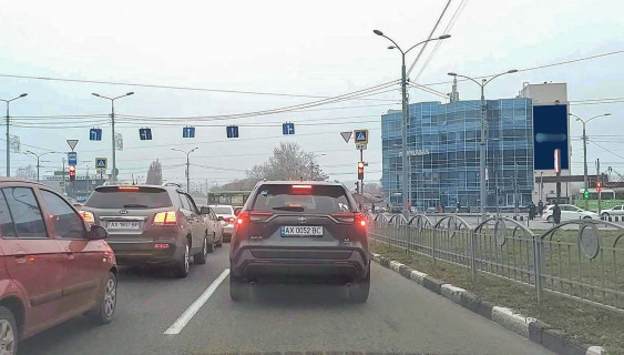 Видеоборд A в Харькове, 5,76х11,52  Клочковська вул., 99-А, БЦ "Панорама", до центру (Супермаркети "КЛАСС", "Рост", магазин МДК, автосалон "Порше") *вертикальний - 532152 фото 1