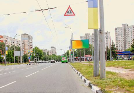 Видеоборд A в Харькове, 6x3  Людвіга Свободи пр-т  - Ахсарова вул., у центр (супермаркет "Сільпо") - 295705 фото 1