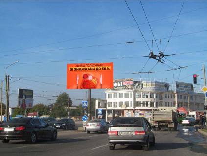 Видеоборд A у Харкові, 6x3  просп. Льва Ландау (50-річчя СРСР) + 50 років ВЛКСМ (Ювілейний), в центр - 381830 Фото 1