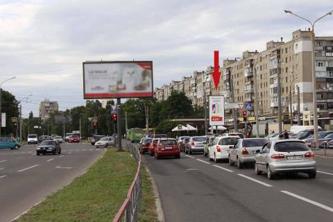 Видеоборд A в Харькове, 3х6  просп. Льва Ландау (50-річчя СРСР), 12 + просп. Байрона (Героїв Сталінграда), в центр (гипермаркет "Класс", "Коммунальный Рынок")*вертикальный - 381831 фото 1