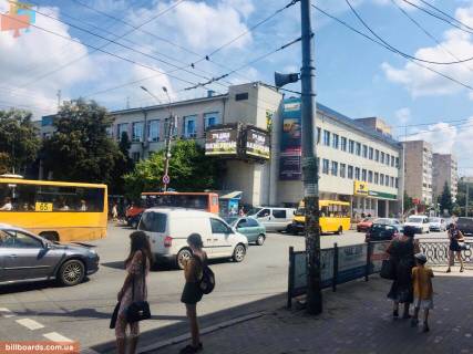 Видеоборд A у Рівному, 3м*4м  вул. Соборна, 56/Чорновола - 301793 Фото 1