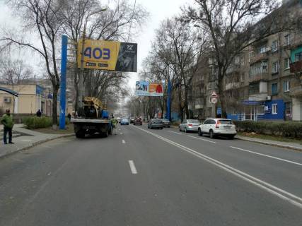 Билборд B в Мариуполе, 3х6  пр. Нахимова (р-н остановки Горбольница №3) фото 1