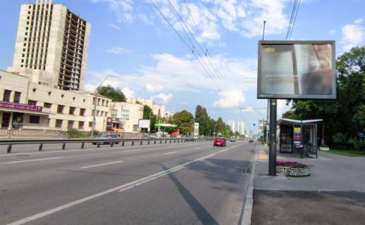 Видеоборд A в Киеве, 3.14x2.32  просп. Берестейський (Перемоги) - вул. Академіка Янгеля, парк КПІ, рух до центру міста - 333025 фото 1