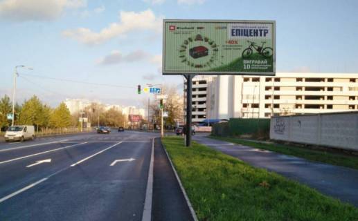 Prismatron, Prism A in Kyiv, 6x3  Zdolbunivs'ka /  Mihajla Dragomanova - 26972 Photo 1
