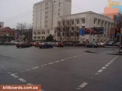 Prismatron, Prism  in Kyiv Kutuzova, 8  ( na vyezde s st. Staronavodnickaa ) - 27439 Photo 1