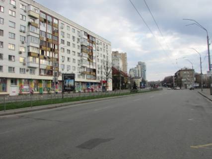 Video Billboard A in Kyiv, 1.2x1.8  Gen. Almazova (Kutuzova), 16/19 (rozpodiluvac) ruh vid pl. L. Ukrainki - 390934 Photo 1
