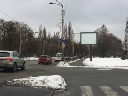 Скроллер A в Киеве, 3.14x2.32  Голосіївський проспект (40-річчя Жовтня) / Ужгородський провулок - 27500 фото 1