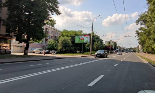 Скроллер B в Киеве, 6x3  Кирилівська (Фрунзе), 123 в напрямку руху від центру міста - 366612 фото 1