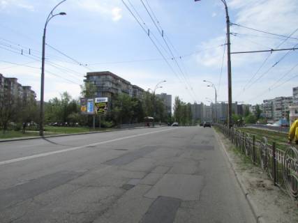 Призма B в Киеве, 6x3  Левка Лук’яненка вул. (Маршала Тимошенка), 4 рух від М"Мінська"або Зої Гайдай - 196248 фото 1