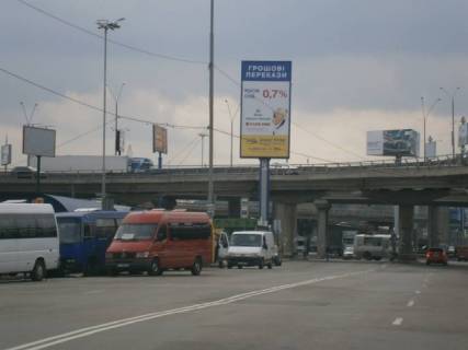 Бэклайт B в Киеве, 4x8  Надднепрянское шоссе / съезд с Юж.моста(М"Выдубичи фото 1