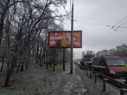 Скроллер B в Киеве, 6x3  Глушкова Академіка проспект, 30 (рух на в"їзд у Київ), ліворуч - 298101 фото 1
