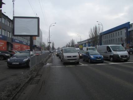 Scrolller, Scroll B in Kyiv, 3.14x2.32  Novokostantinivs'ka / Alab'eva  (svitlofor) - 26605 Photo 1