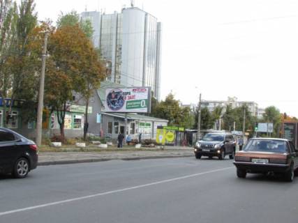 Билборд B в Киеве, 6x3  Дегтярівська, 45 / вул. Василя Макуха (Шевцова) (після світлофору) фото 1